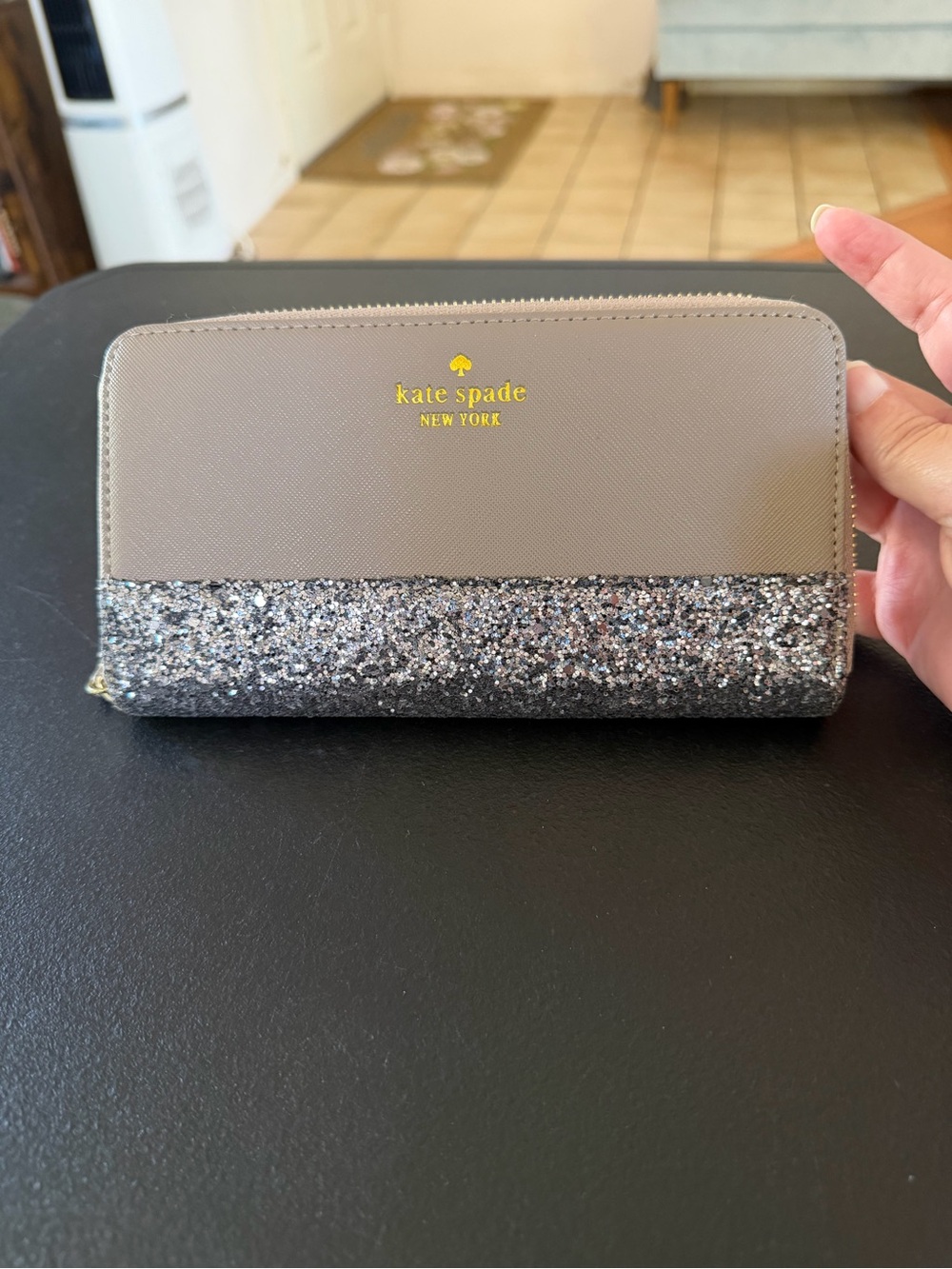 kate spade gray leather and silver glitter zip wallet